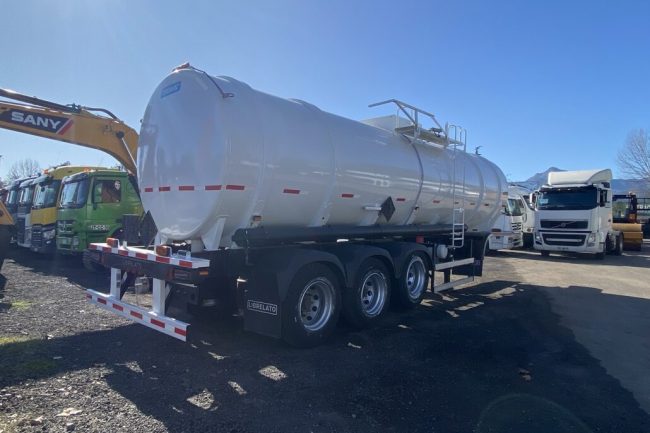 <a href="https://newremolques.cl/categoria-producto/estanque/estanque-de-agua/">Estanque de Agua</a>