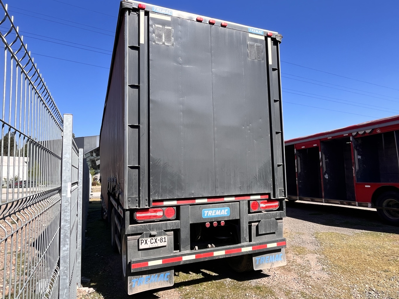 Semirremolque Tremac 2024 rampla botellera 3 ejes 14.21 mts #ref CX81 Buin - Imagen 6