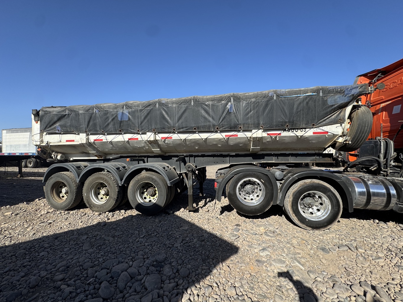 Semirremolque Batea Randon 2019 3 ejes 20 M3 # Ref GG89 Buin - Imagen 7
