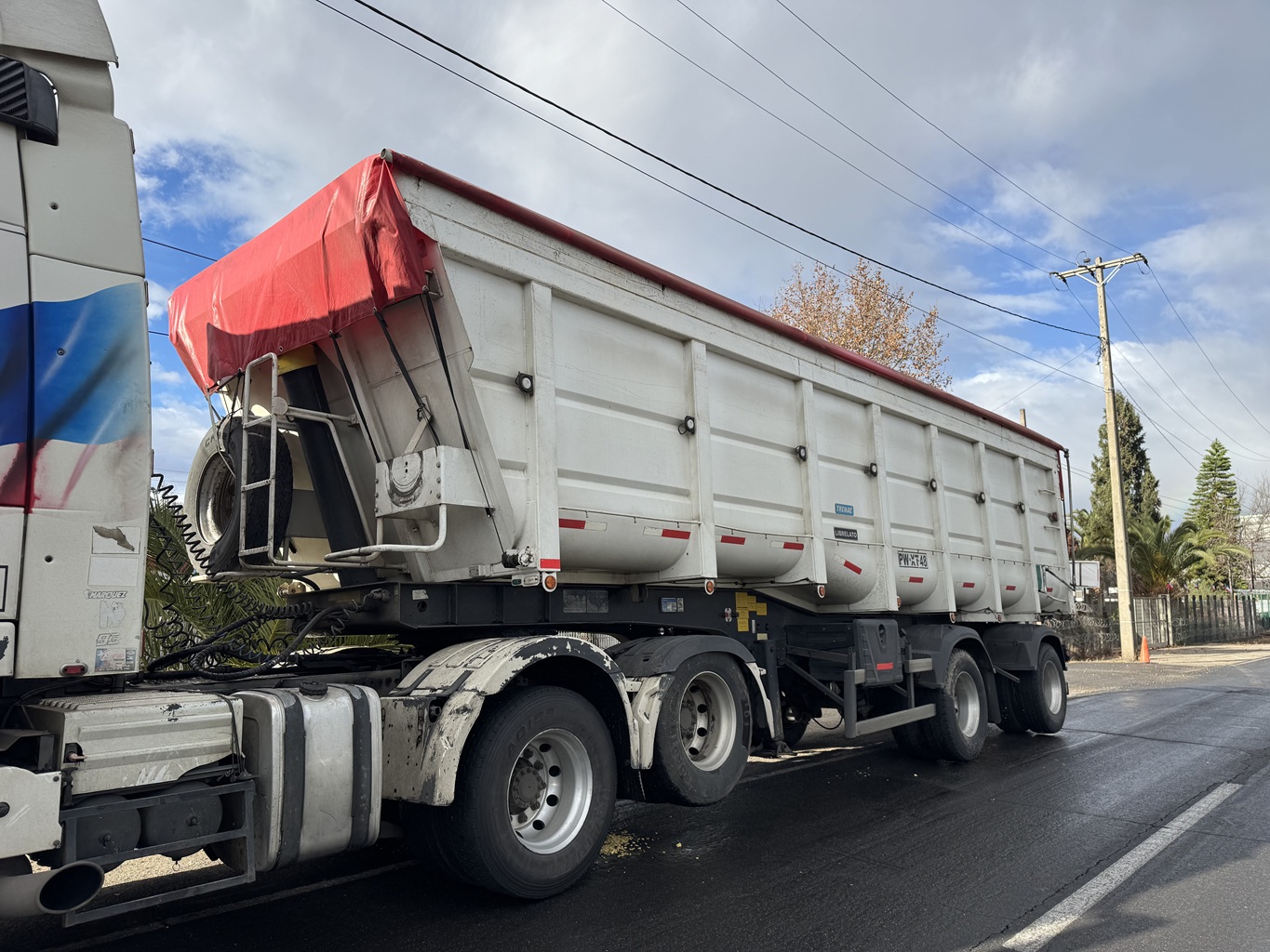 Semirremolque Batea Granelera 2022 Librelato 2 ejes 40 M3 # Ref XT48 Buin