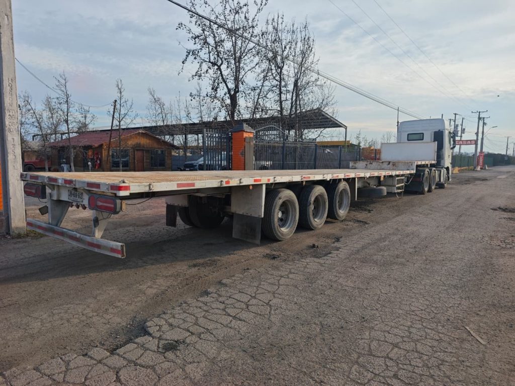 Semirremolque plano cuello cisne Noma 2001 3 Ejes # Ref 6992 Buin - Imagen 3