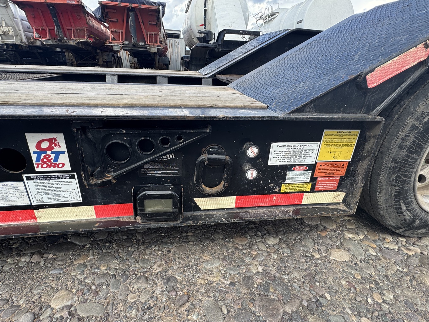 Semirremolque cama baja Eager Beaver 2020 3 Ejes cap 50 ton # Ref KP93 Buin - Imagen 14